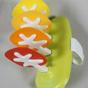 Skip Hop Clacking Clip-on Trees Explore & More Jumpscape Jumper REPLACEMENT TOY